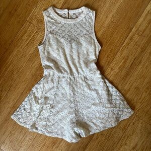 Sleeveless Lace Romper in Cream